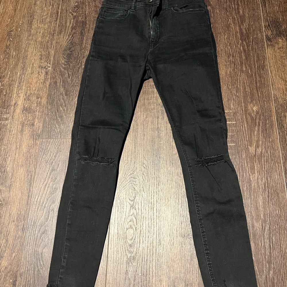 Zara Women's Black Skinny Jeans